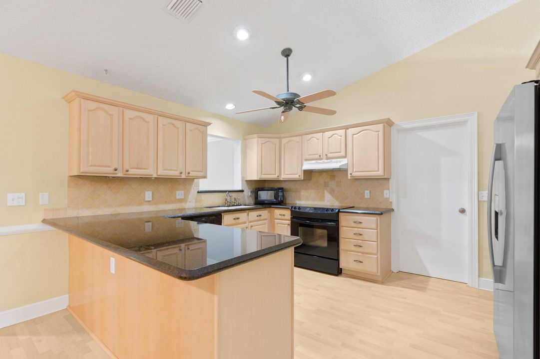 For Sale: $749,900 (3 beds, 2 baths, 2018 Square Feet)