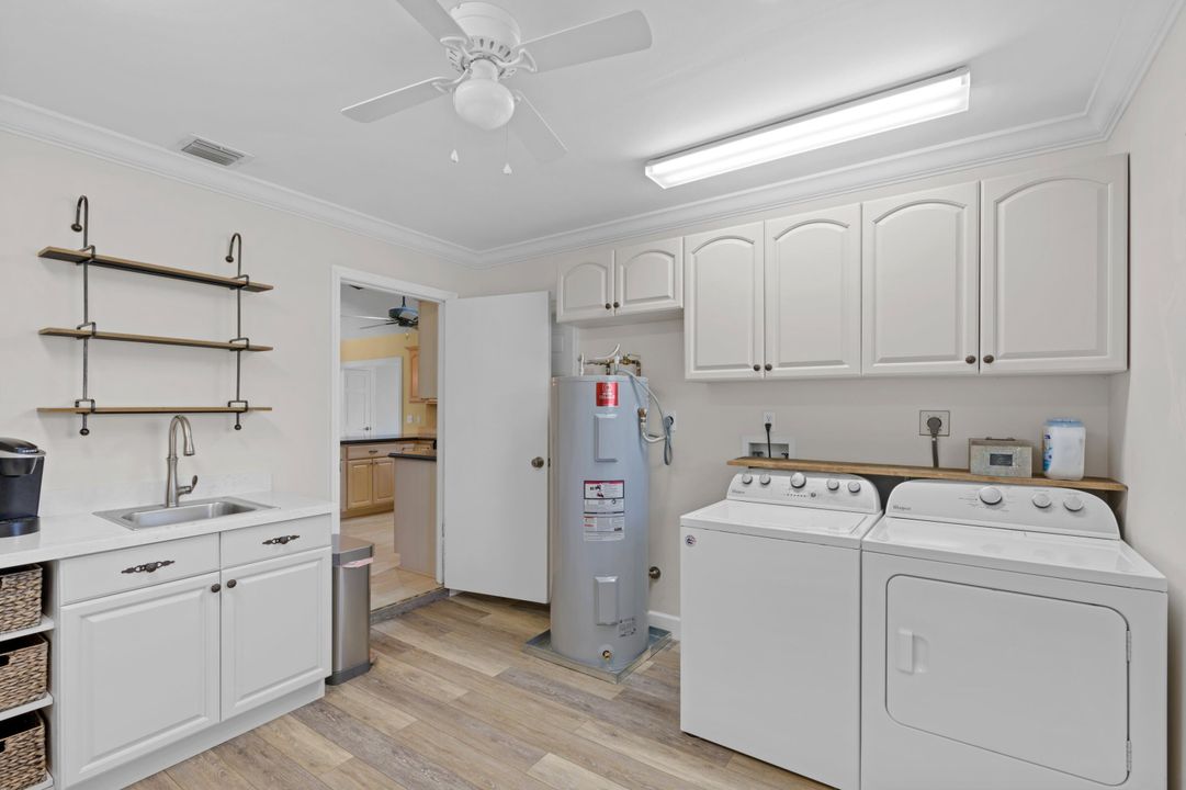 For Sale: $749,900 (3 beds, 2 baths, 2018 Square Feet)