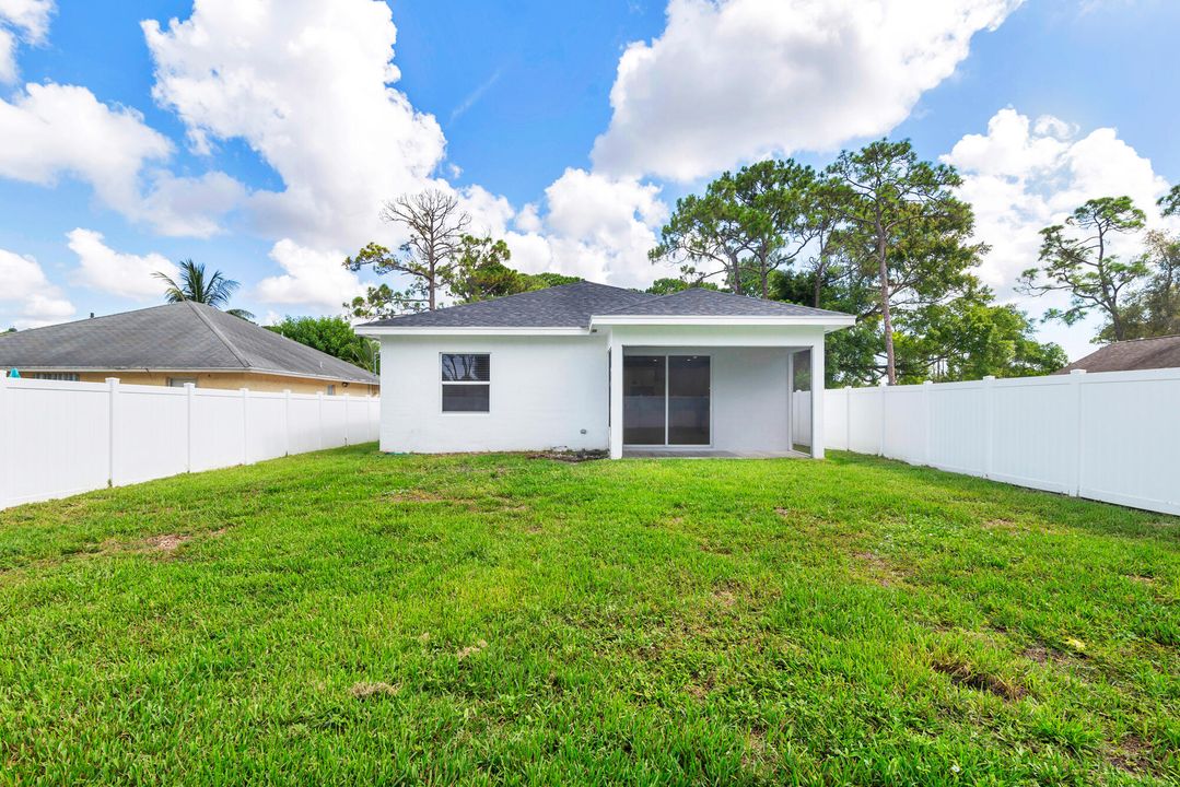 Active With Contract: $629,000 (3 beds, 2 baths, 1604 Square Feet)