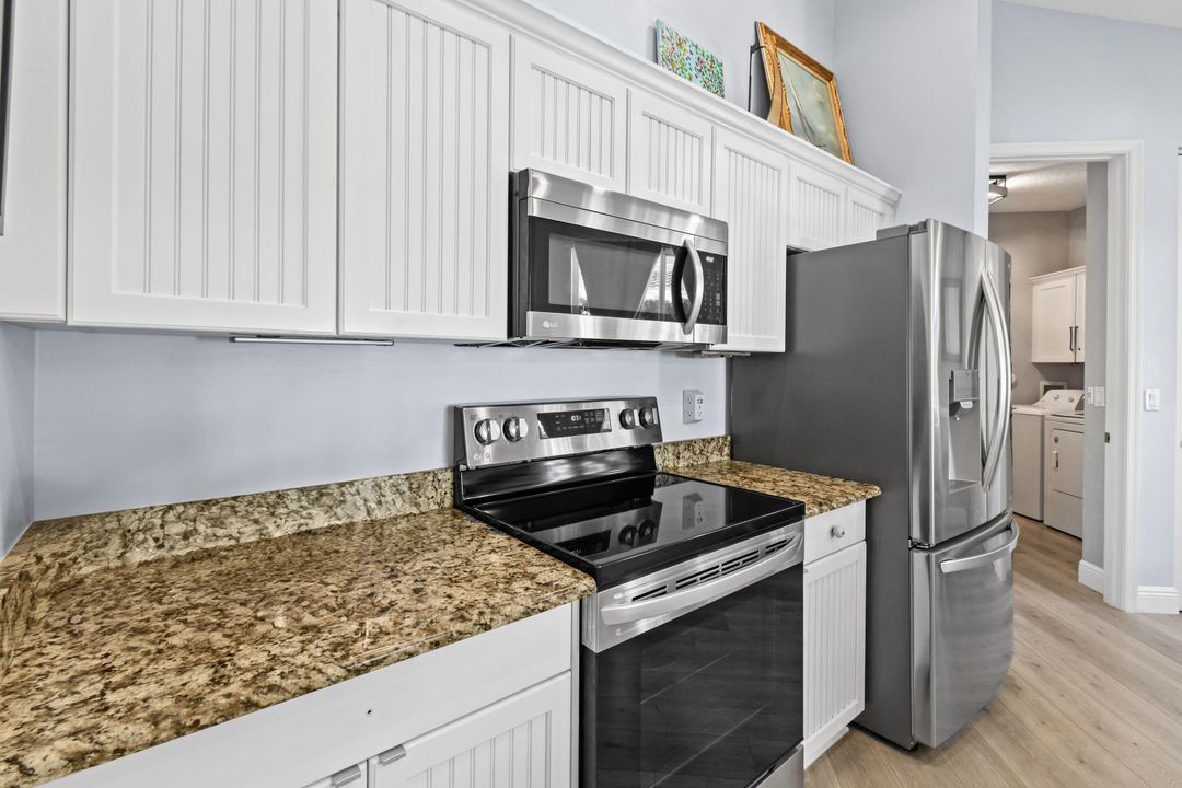 Active With Contract: $425,000 (3 beds, 2 baths, 1632 Square Feet)