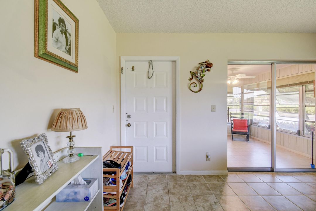 Active With Contract: $1,675 (2 beds, 2 baths, 1080 Square Feet)