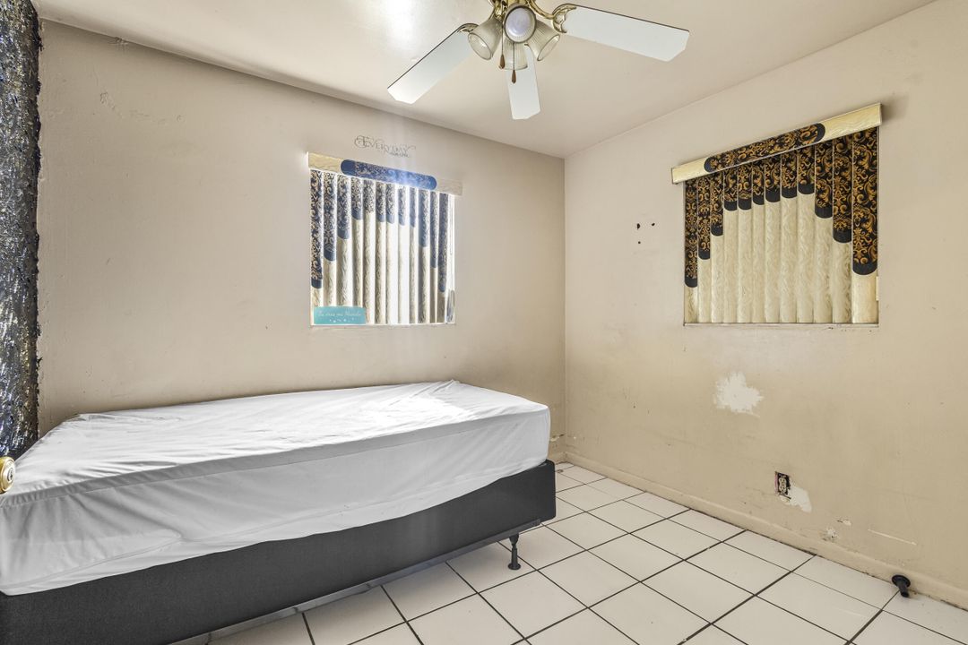 For Sale: $232,500 (3 beds, 1 baths, 968 Square Feet)