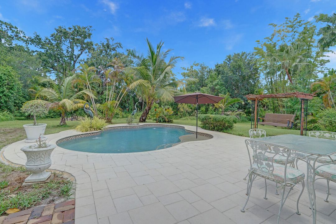 Active With Contract: $1,250,000 (3 beds, 2 baths, 1990 Square Feet)