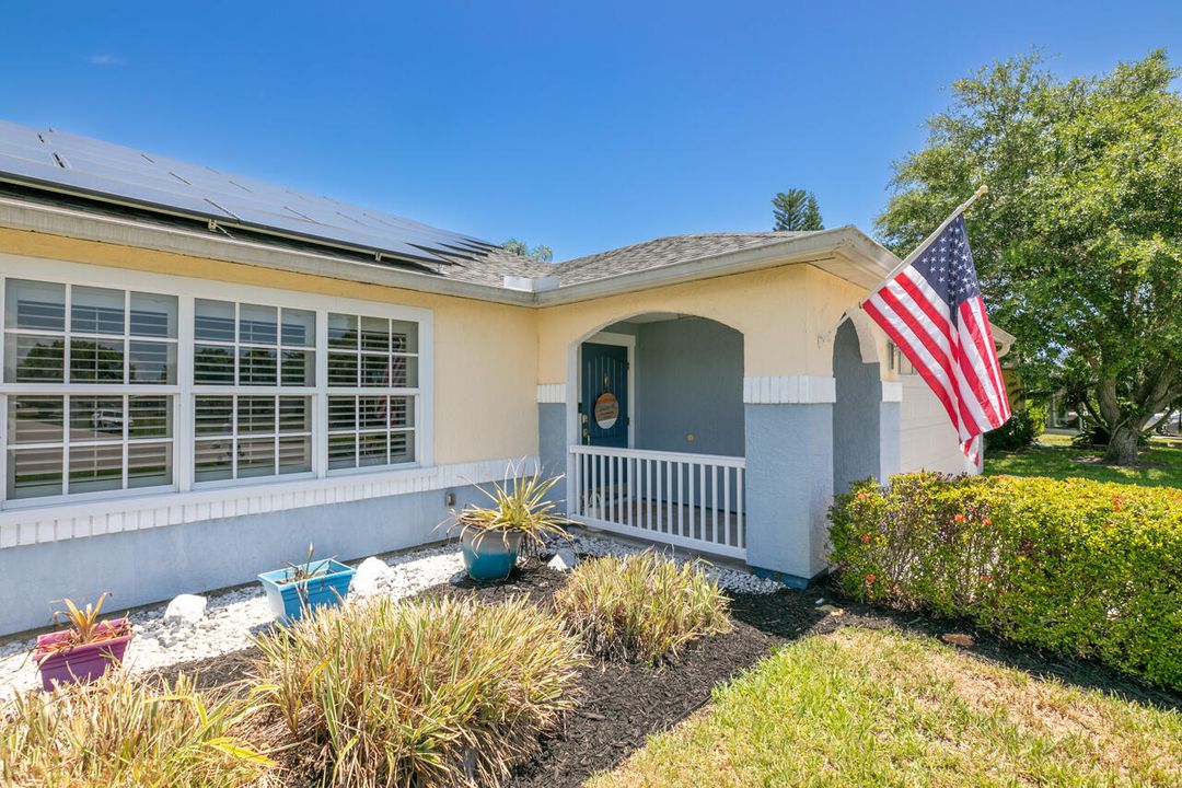 Active With Contract: $2,700 (3 beds, 2 baths, 1748 Square Feet)