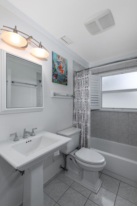 Active With Contract: $2,700 (3 beds, 2 baths, 1748 Square Feet)