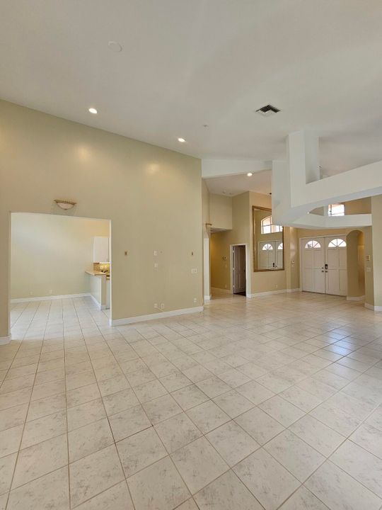 Active With Contract: $5,350 (3 beds, 2 baths, 2503 Square Feet)