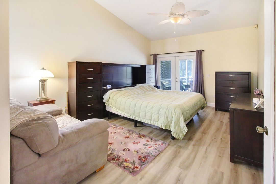 For Sale: $659,000 (3 beds, 2 baths, 2006 Square Feet)