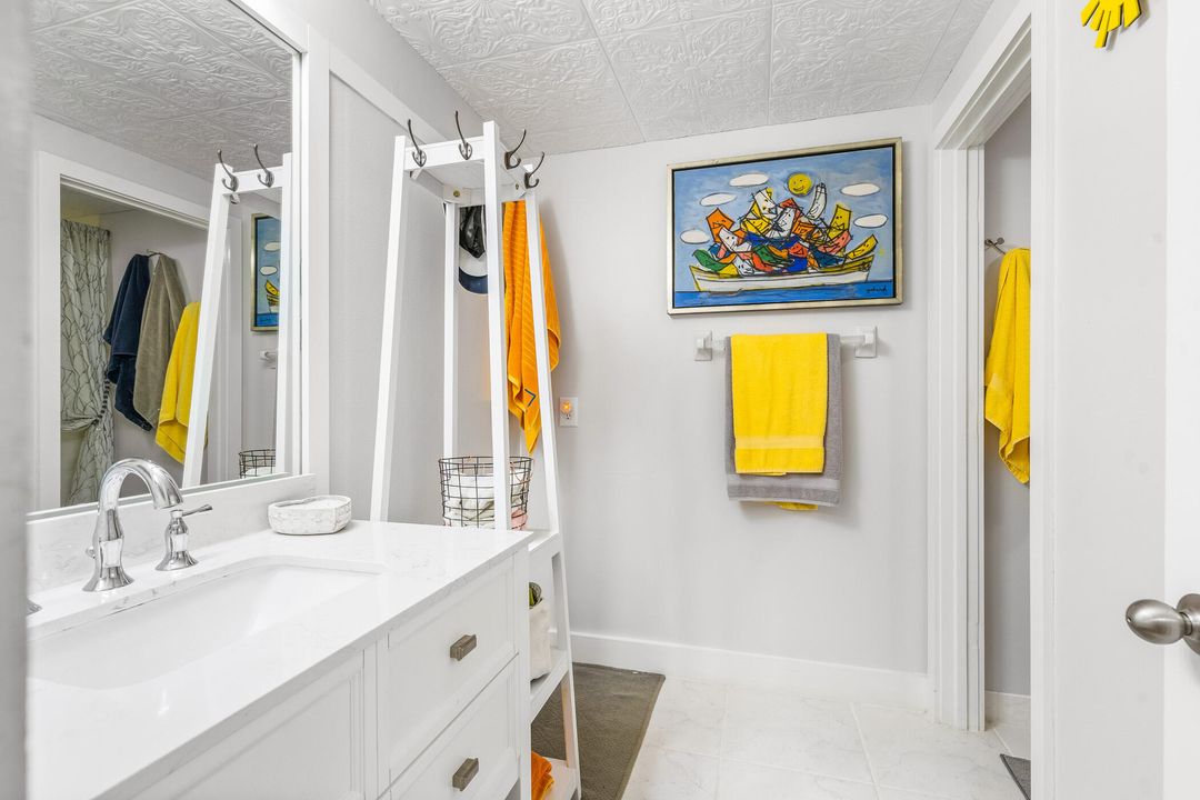 待售: $865,000 (2 贝兹, 2 浴室, 1795 平方英尺)