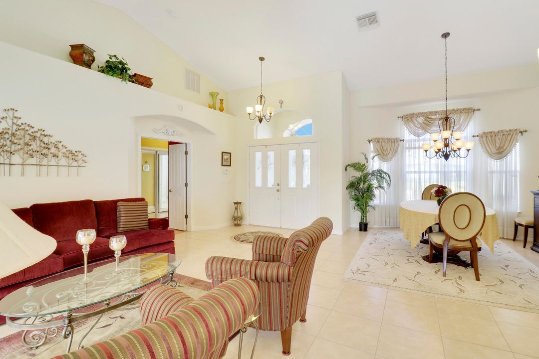 For Sale: $499,000 (3 beds, 2 baths, 2219 Square Feet)