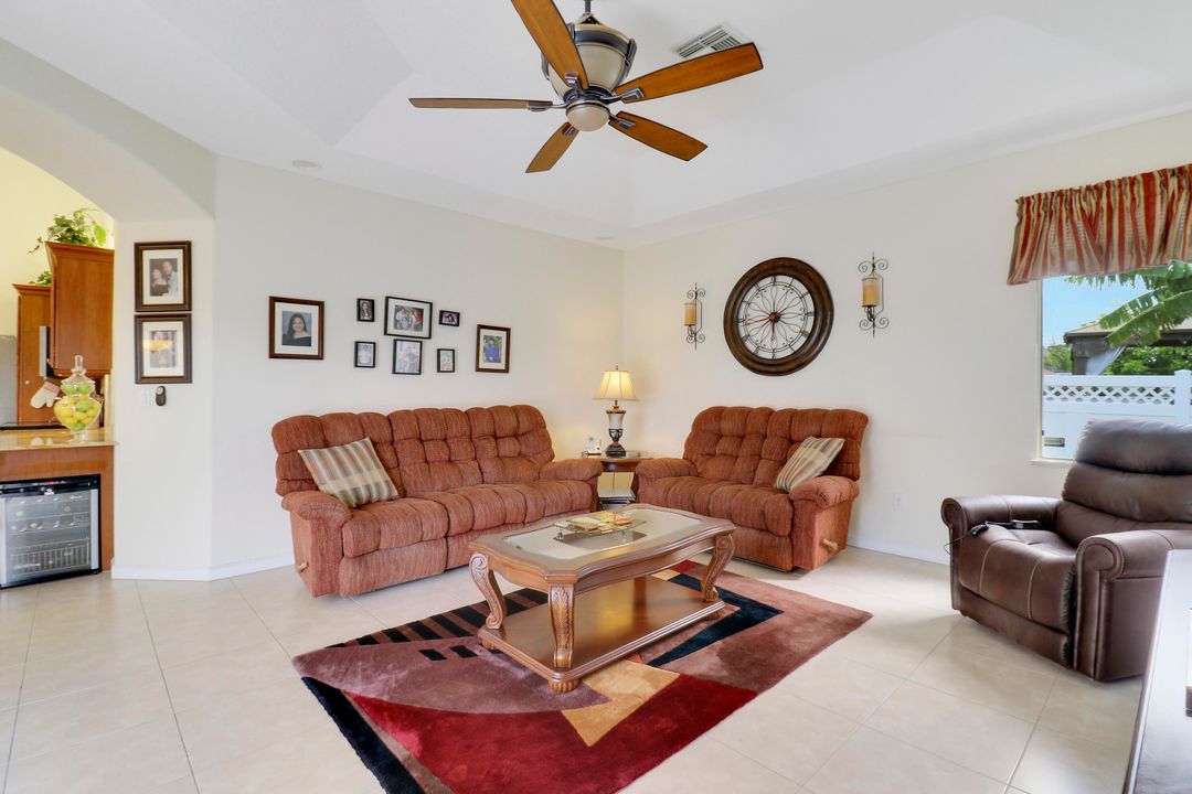 For Sale: $499,000 (3 beds, 2 baths, 2219 Square Feet)