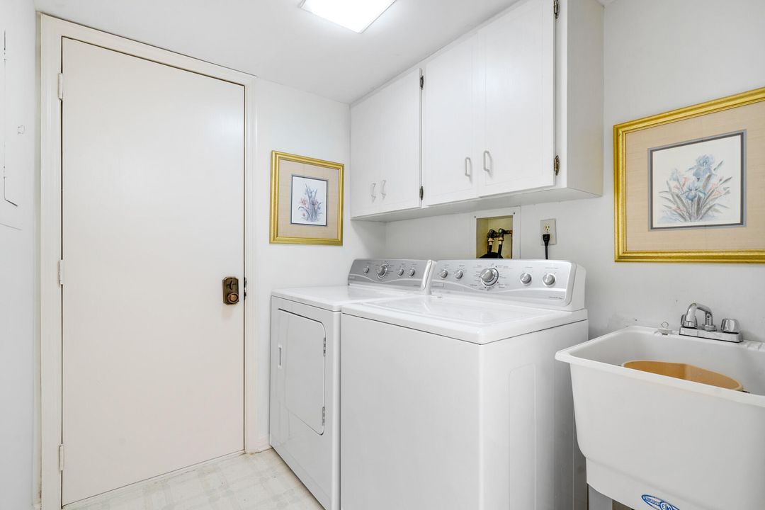 For Sale: $475,000 (2 beds, 2 baths, 1880 Square Feet)