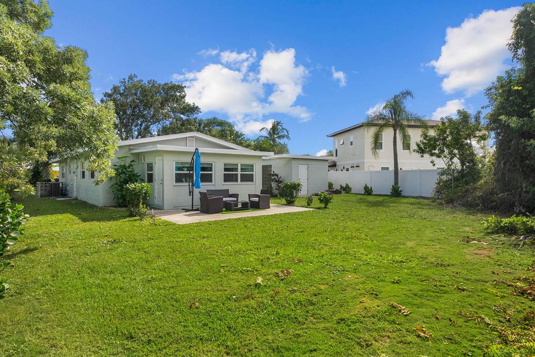 For Sale: $635,000 (3 beds, 2 baths, 1580 Square Feet)