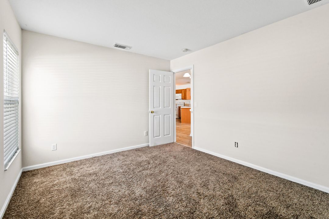 Active With Contract: $2,300 (3 beds, 2 baths, 2107 Square Feet)