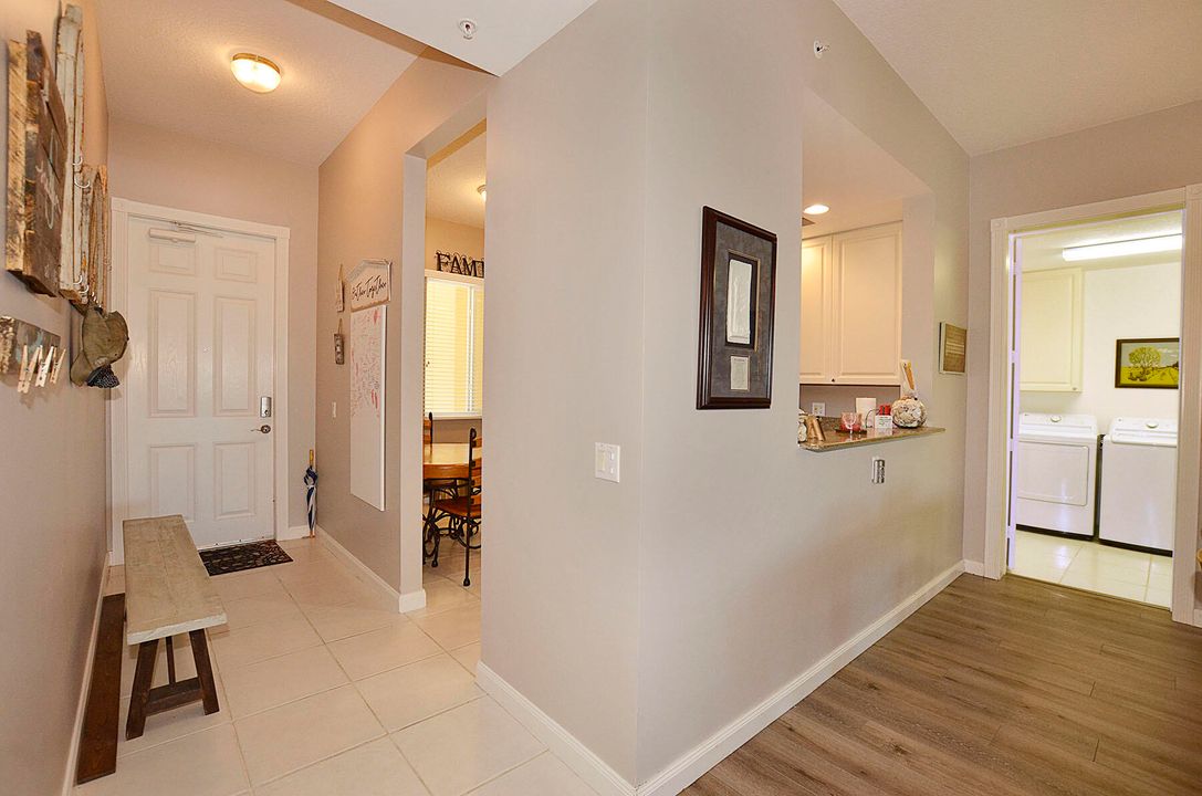 For Sale: $429,900 (2 beds, 2 baths, 1989 Square Feet)