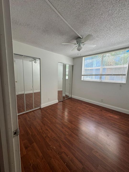 For Rent: $1,800 (2 beds, 2 baths, 960 Square Feet)