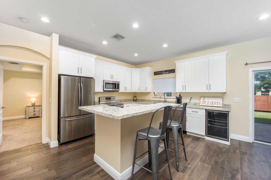 Active With Contract: $439,900 (3 beds, 2 baths, 1602 Square Feet)