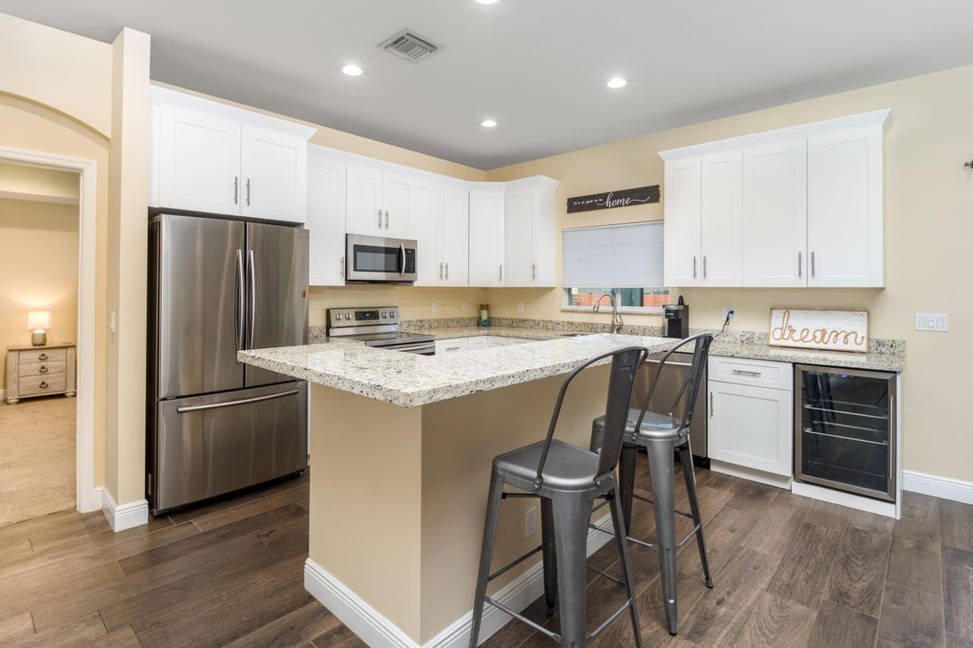 Active With Contract: $439,900 (3 beds, 2 baths, 1602 Square Feet)