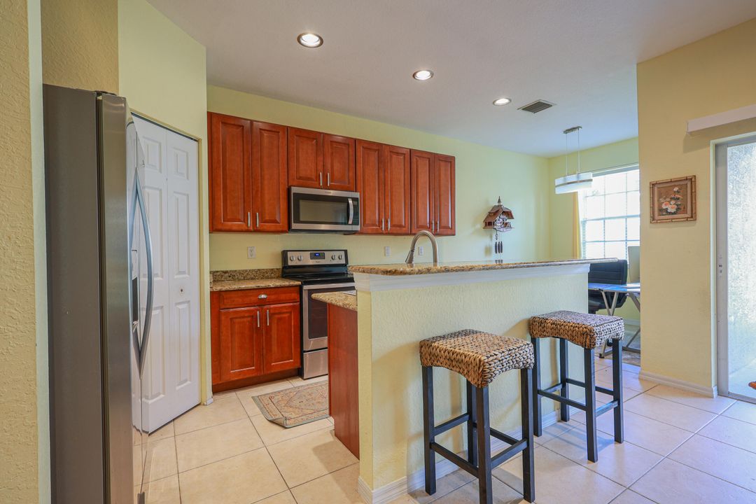 For Sale: $369,000 (3 beds, 2 baths, 1776 Square Feet)