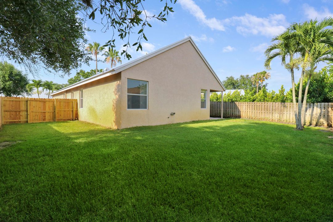 For Sale: $485,000 (4 beds, 2 baths, 1842 Square Feet)