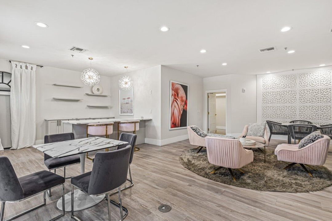 Active With Contract: $1,190,000 (4 beds, 3 baths, 2721 Square Feet)