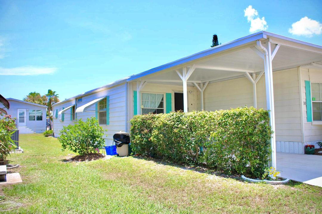 For Sale: $65,000 (2 beds, 2 baths, 1350 Square Feet)