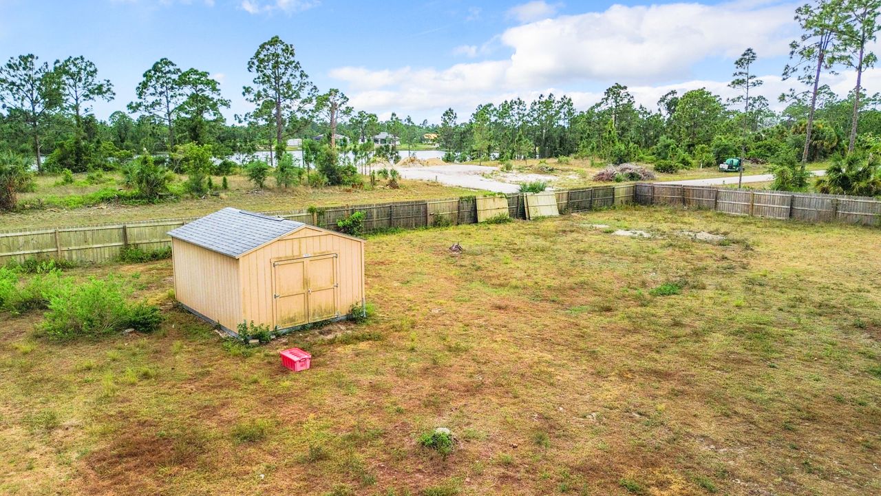 For Sale: $310,000 (3 beds, 2 baths, 1408 Square Feet)