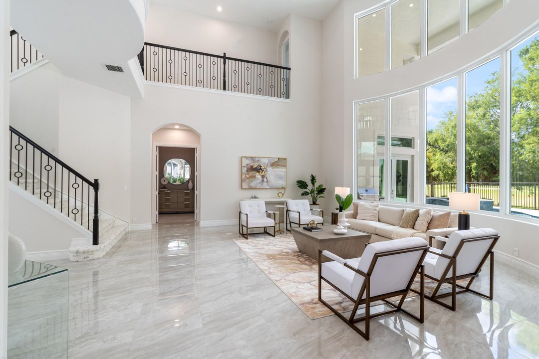 Active With Contract: $3,700,000 (5 beds, 6 baths, 5411 Square Feet)