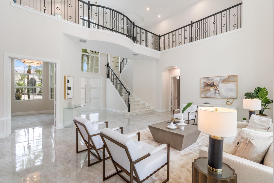 Active With Contract: $3,700,000 (5 beds, 6 baths, 5411 Square Feet)