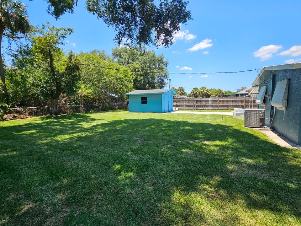 Active With Contract: $225,000 (3 beds, 2 baths, 1263 Square Feet)