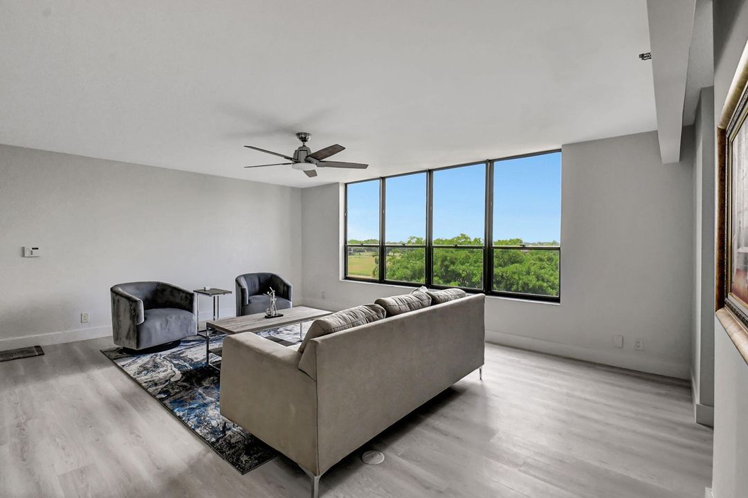 For Sale: $549,000 (2 beds, 2 baths, 1796 Square Feet)