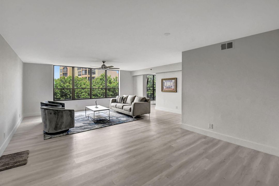 For Sale: $549,000 (2 beds, 2 baths, 1796 Square Feet)