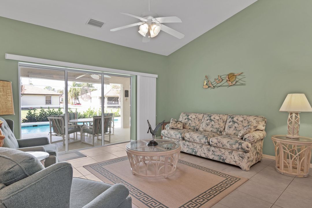 For Sale: $469,900 (3 beds, 2 baths, 2047 Square Feet)