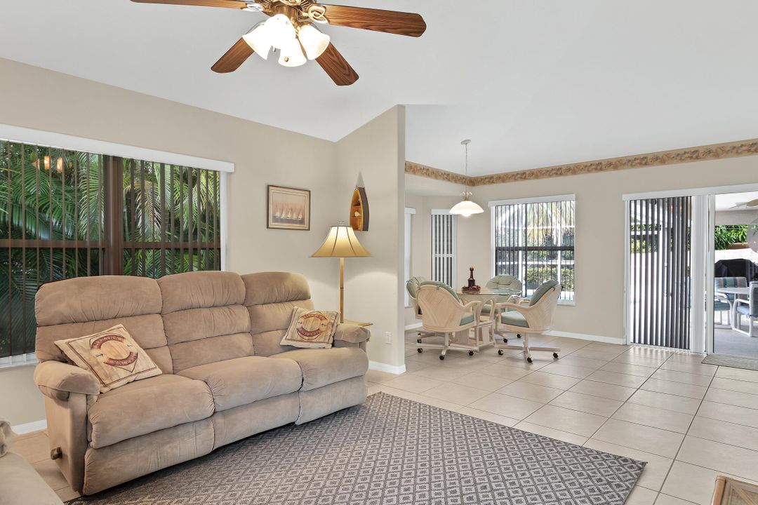 For Sale: $469,900 (3 beds, 2 baths, 2047 Square Feet)