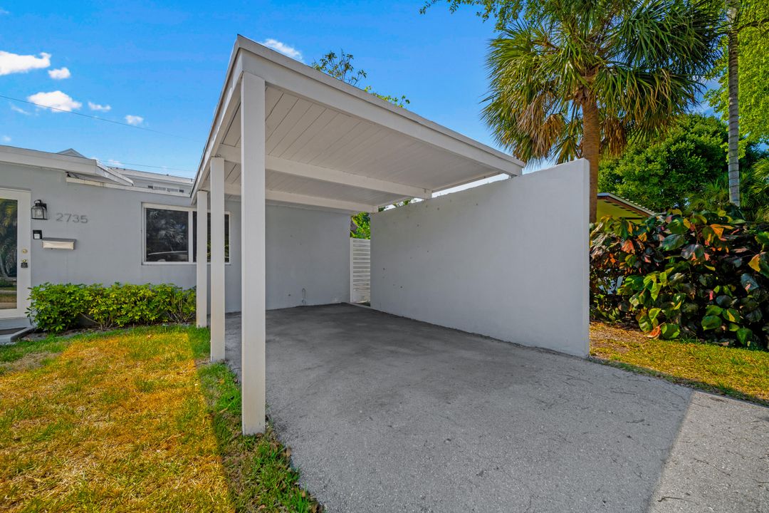 For Sale: $725,000 (3 beds, 2 baths, 1469 Square Feet)