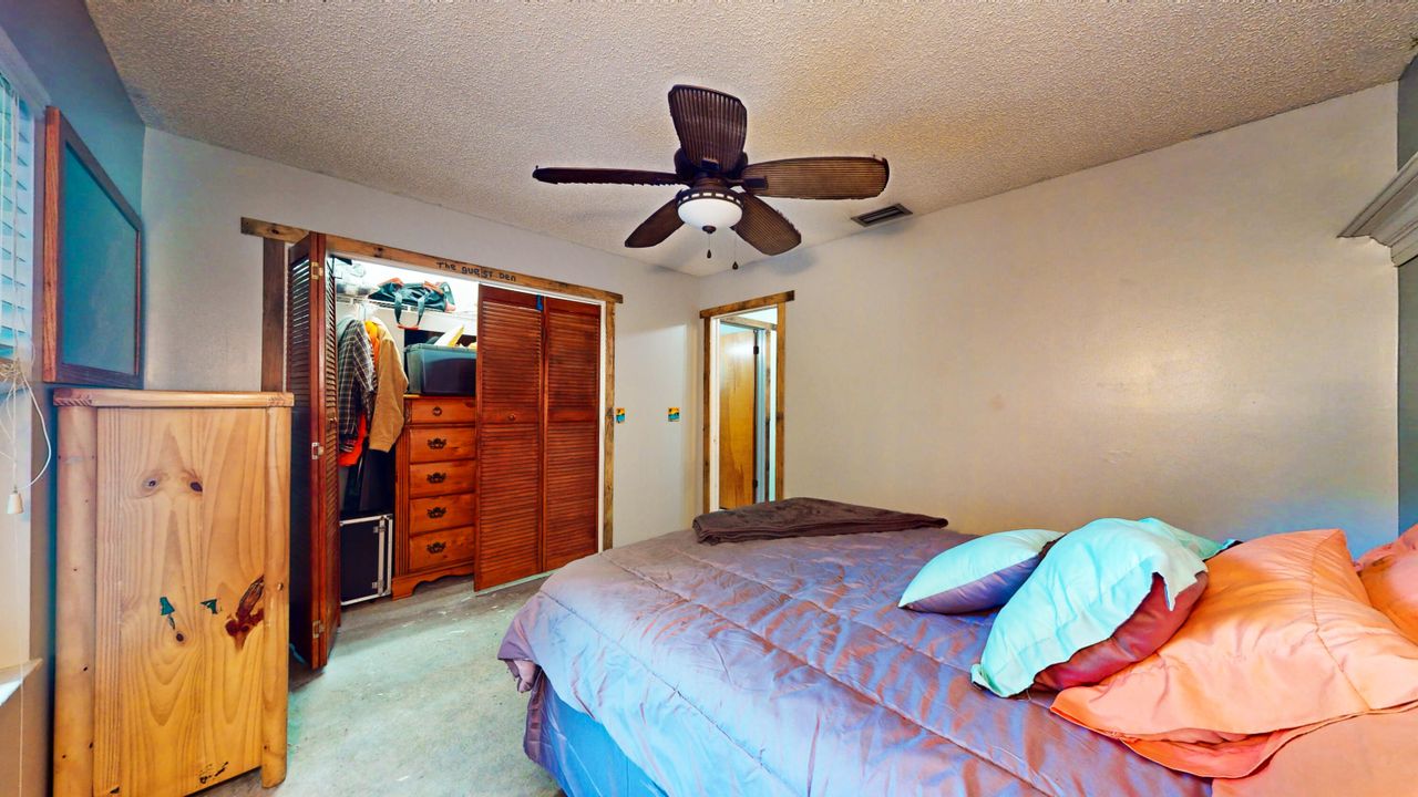 For Sale: $379,000 (3 beds, 2 baths, 2023 Square Feet)