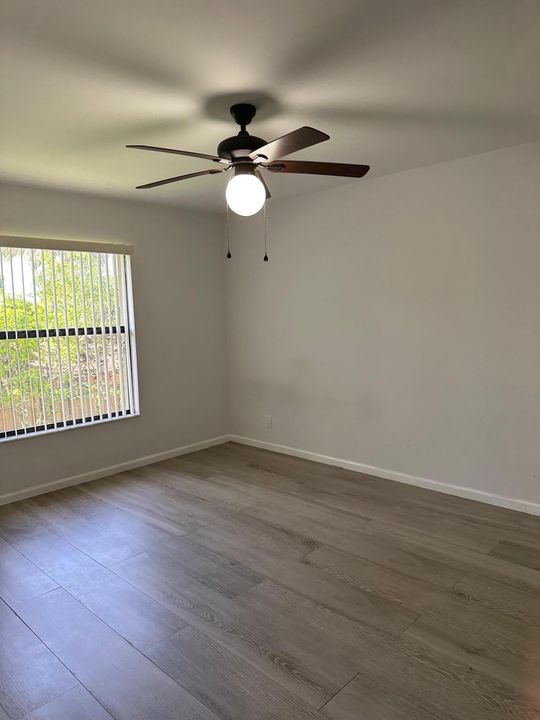 For Rent: $2,500 (2 beds, 2 baths, 920 Square Feet)