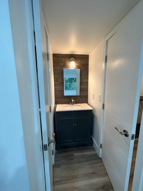 For Rent: $2,400 (2 beds, 2 baths, 847 Square Feet)