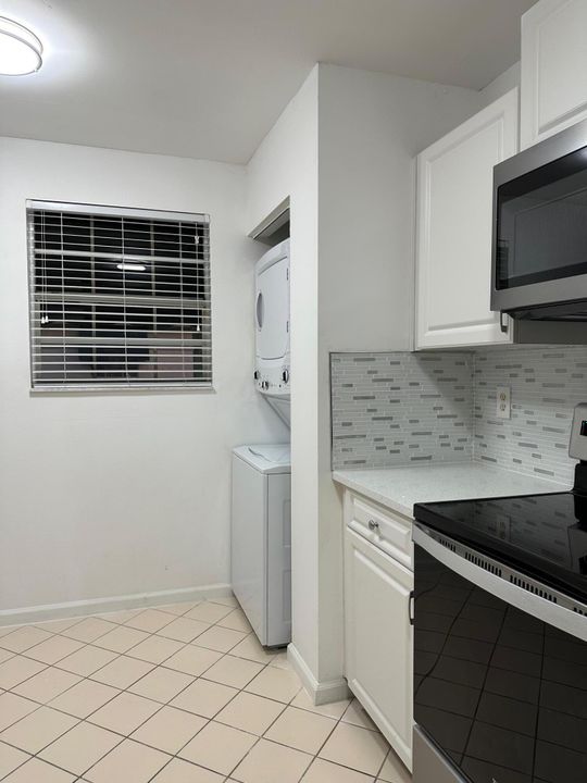 For Rent: $2,900 (2 beds, 2 baths, 1157 Square Feet)