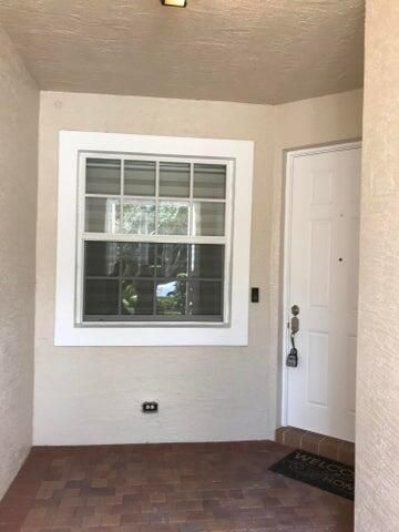 For Rent: $3,600 (4 beds, 3 baths, 2108 Square Feet)