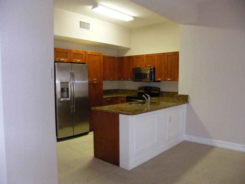 For Rent: $2,150 (3 beds, 2 baths, 1182 Square Feet)