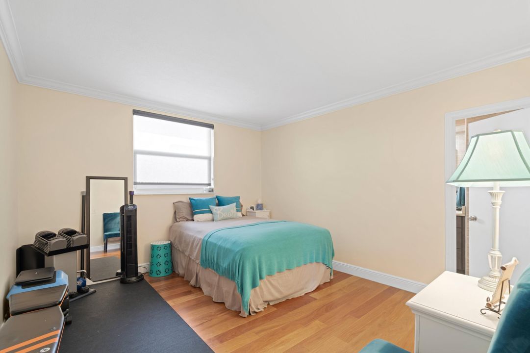 For Sale: $339,000 (2 beds, 2 baths, 1144 Square Feet)