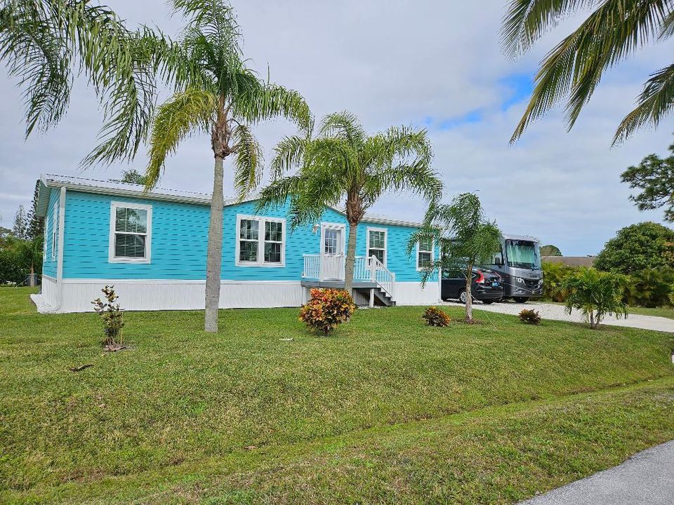 Recently Sold: $339,000 (3 beds, 2 baths, 1248 Square Feet)