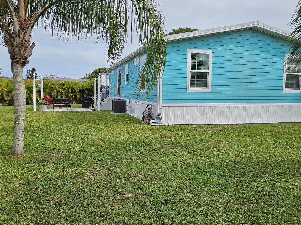 For Sale: $339,000 (3 beds, 2 baths, 1248 Square Feet)