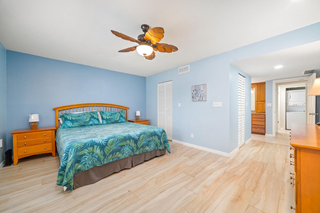 For Sale: $358,000 (2 beds, 2 baths, 1154 Square Feet)