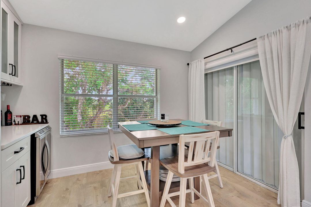 For Sale: $399,000 (3 beds, 2 baths, 1899 Square Feet)