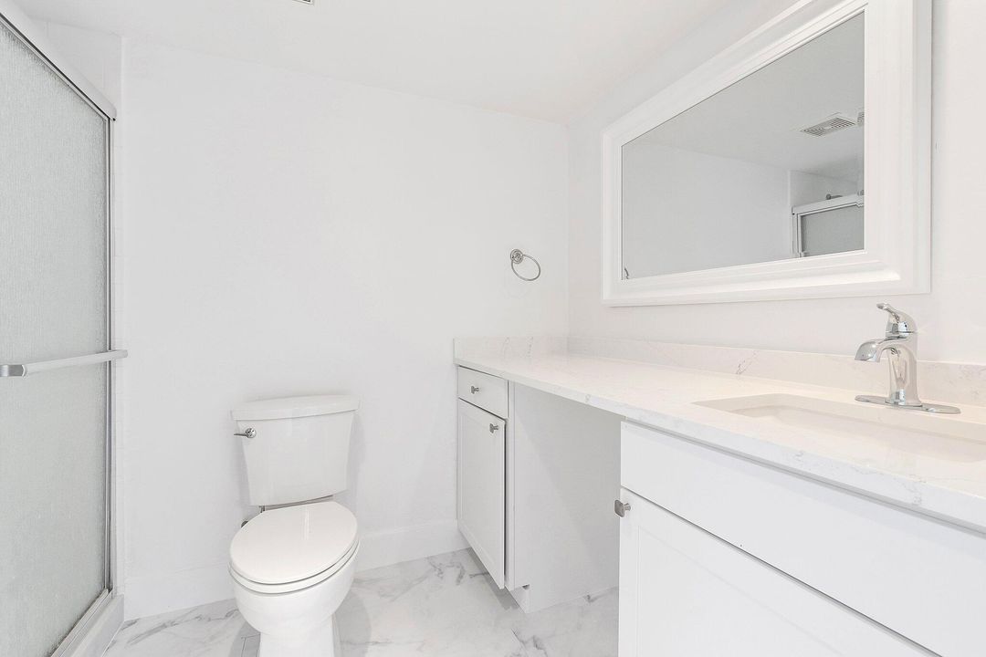 Active With Contract: $269,900 (2 beds, 2 baths, 1514 Square Feet)