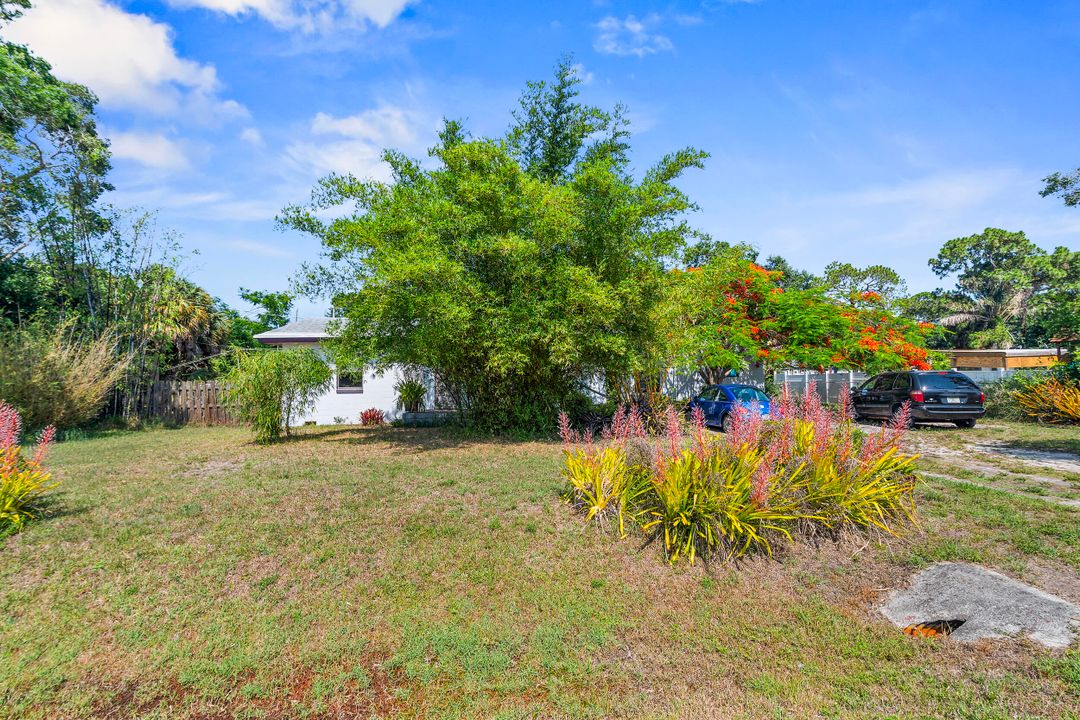 For Sale: $325,000 (4 beds, 2 baths, 2120 Square Feet)