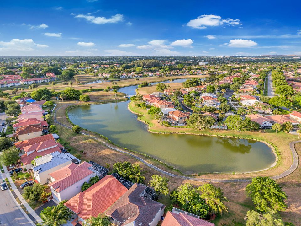 Active With Contract: $655,000 (4 beds, 2 baths, 2737 Square Feet)