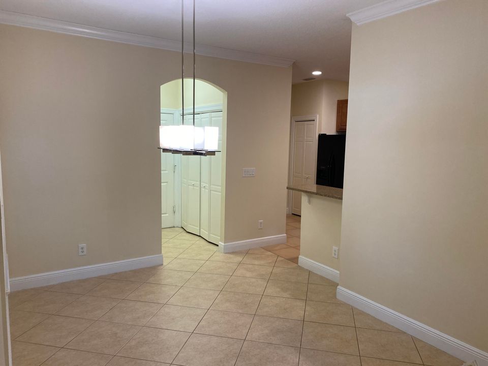 For Rent: $2,800 (3 beds, 2 baths, 1766 Square Feet)