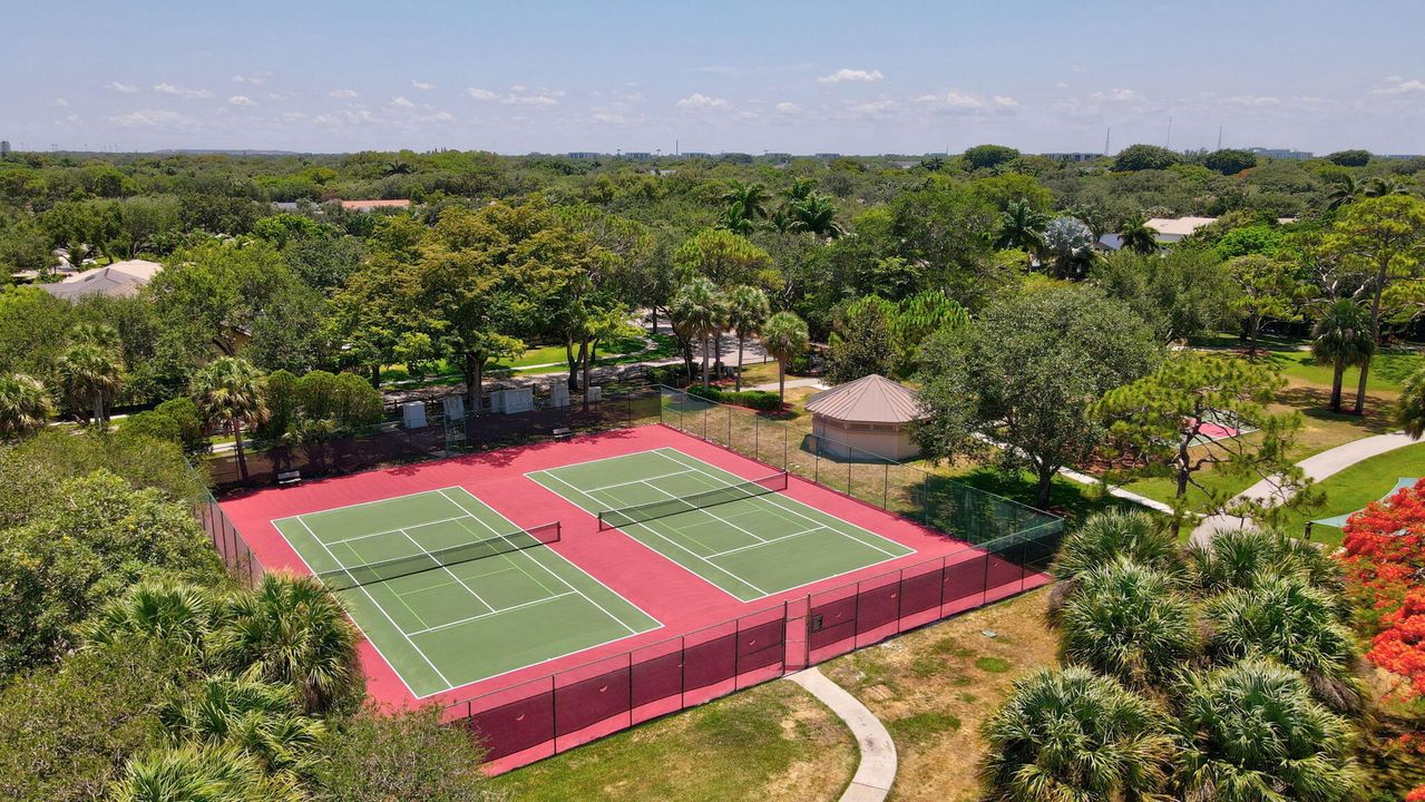 For Sale: $1,899,000 (4 beds, 3 baths, 3263 Square Feet)